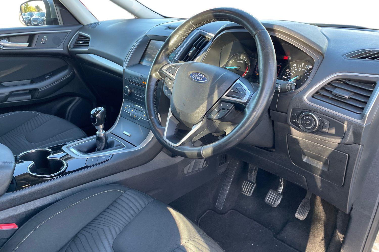 Used Ford S-Max 2015 for sale - 76872715: Photo 7