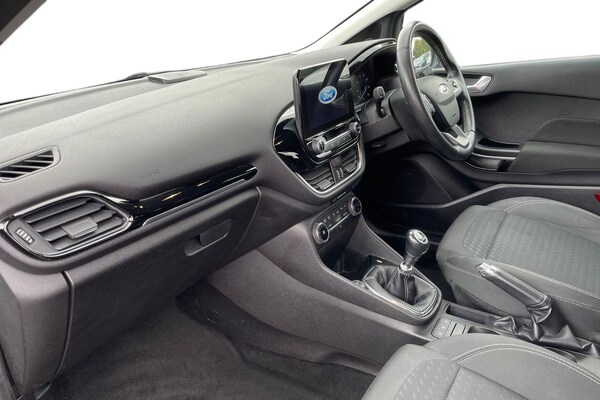 Used Ford Fiesta 2018 for sale - 76146102: Photo 2