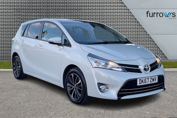 Used Toyota Verso 2017 for sale - 76183944: Photo 1