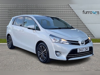 Toyota - Verso