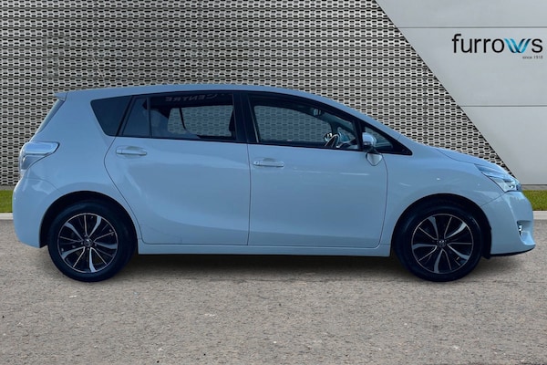 Used Toyota Verso 2017 for sale - 76183944: Photo 4