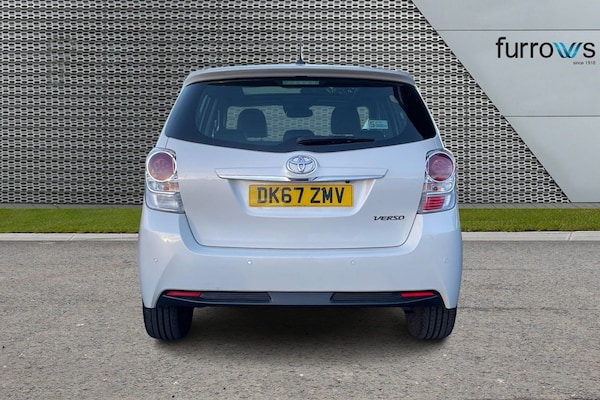 Used Toyota Verso 2017 for sale - 76183944: Photo 8