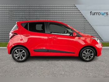 Used Hyundai i10 2019 for sale - 76507646: Photo