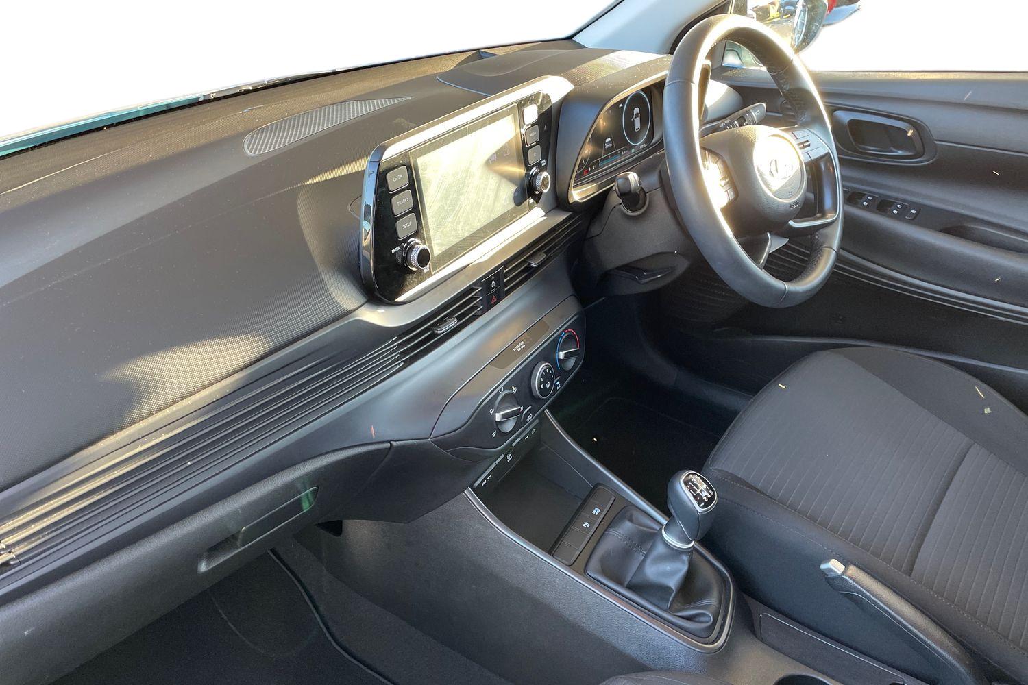 Used Hyundai i20 2022 for sale - 76872947: Photo 2