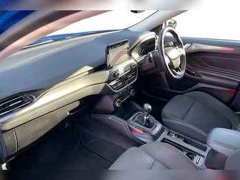 Used Ford Focus 2018 for sale - 76466174: Photo