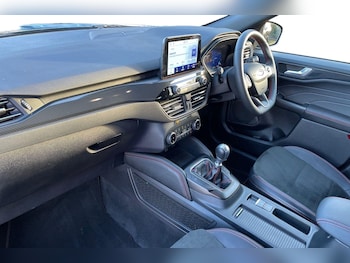 Used Ford Kuga 2023 for sale - 77019915: Photo