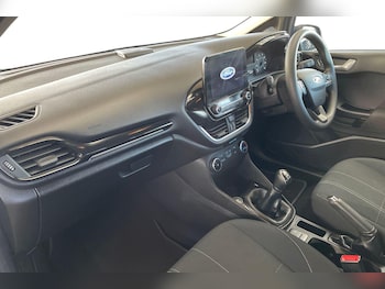 Used Ford Fiesta 2018 for sale - 76874172: Photo