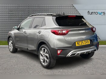 Used Kia Stonic 2025 for sale - 76921888: Photo