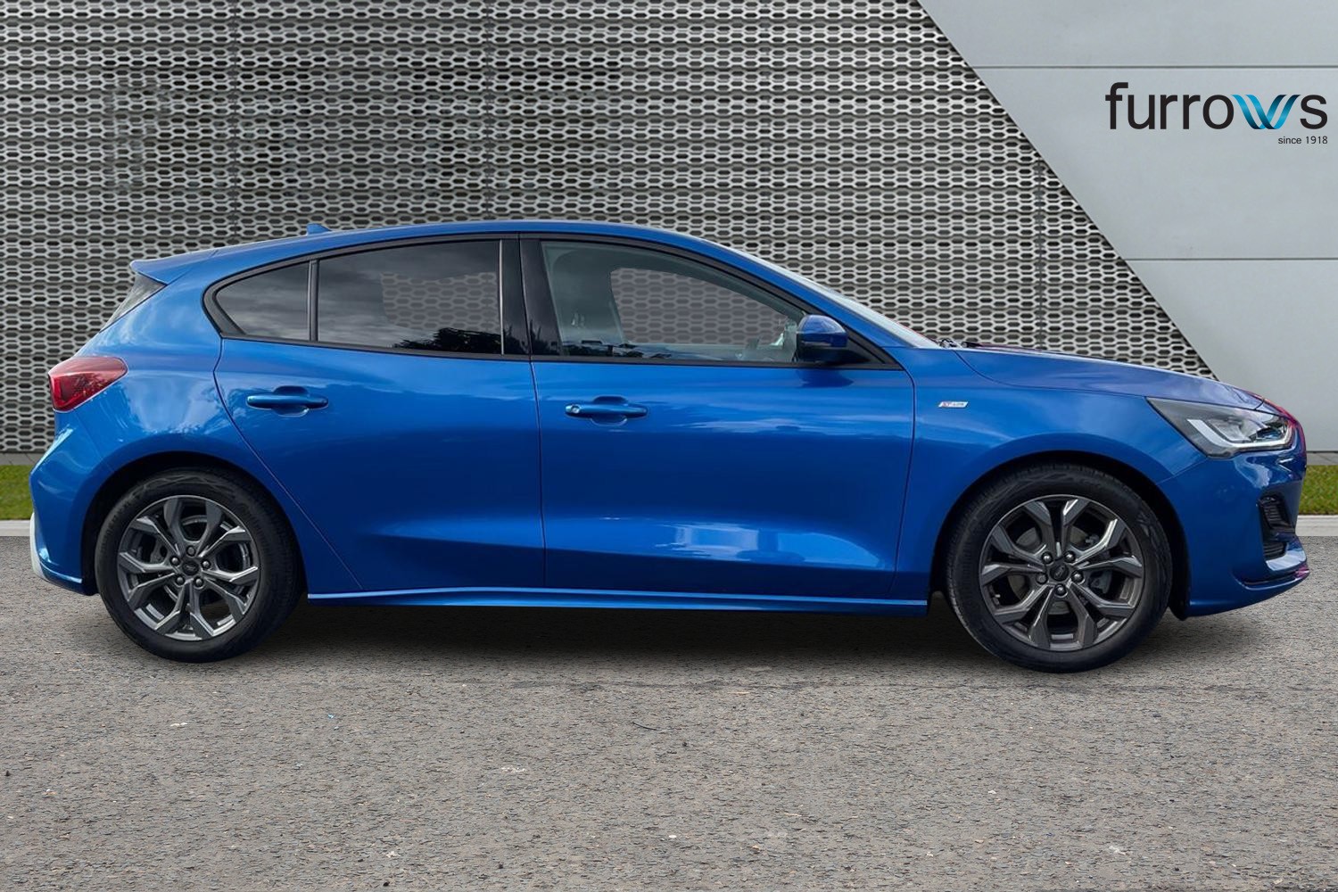 Used Ford Focus 2023 for sale - 76055724: Photo 4