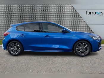 Used Ford Focus 2023 for sale - 76055724: Photo 4