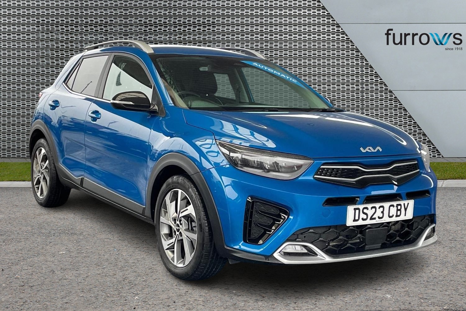 Used Kia Stonic 2023 for sale - 76872054: Photo 1