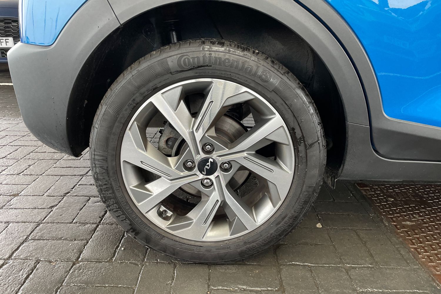 Used Kia Stonic 2023 for sale - 76872054: Photo 6