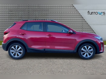 Used Kia Stonic 2025 for sale - 76872176: Photo