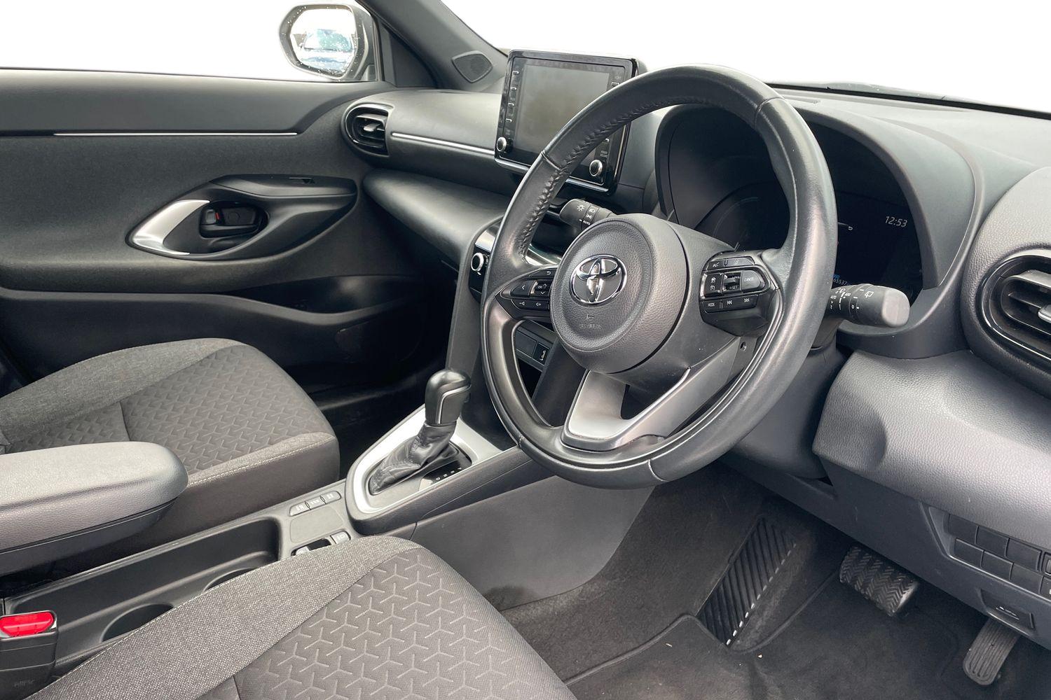 Used Toyota Yaris Cross 2022 for sale - 76874190: Photo 7