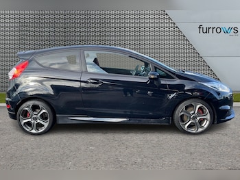 Used Ford Fiesta 2017 for sale - 76404678: Photo