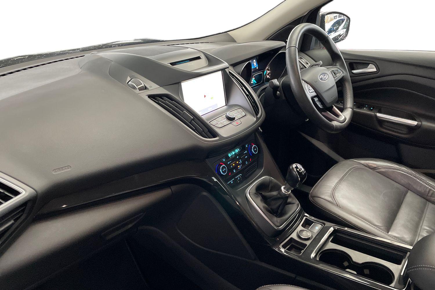 Used Ford Kuga 2019 for sale - 76870885: Photo 2