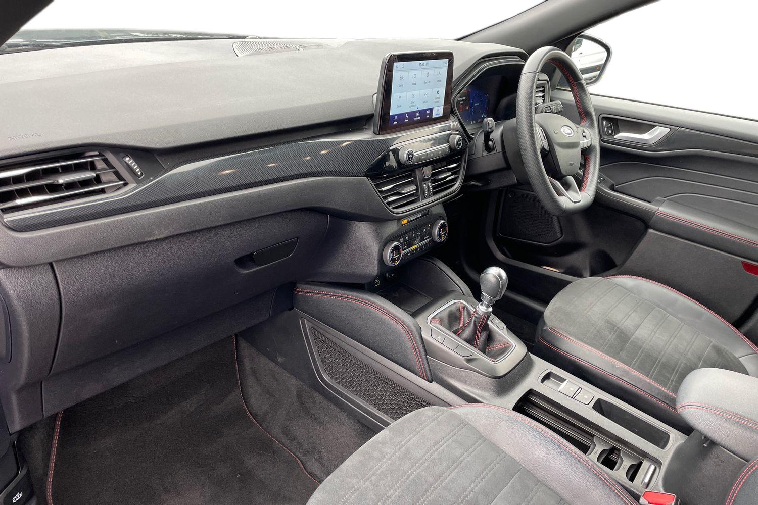 Used Ford Kuga 2022 for sale - 76868612: Photo 2