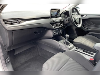 Used Ford Focus 2022 for sale - 75409679: Photo