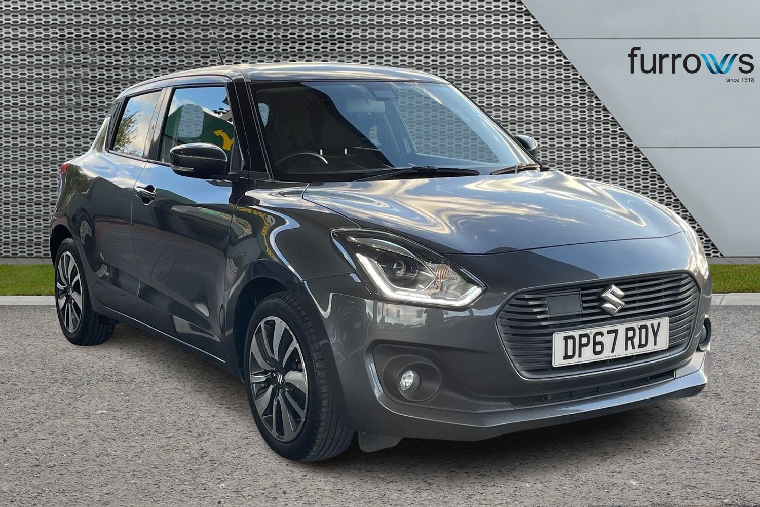 Used Suzuki Swift 2018 for sale - 76332158: Photo 1