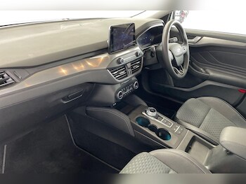 Used Ford Focus 2022 for sale - 76474848: Photo