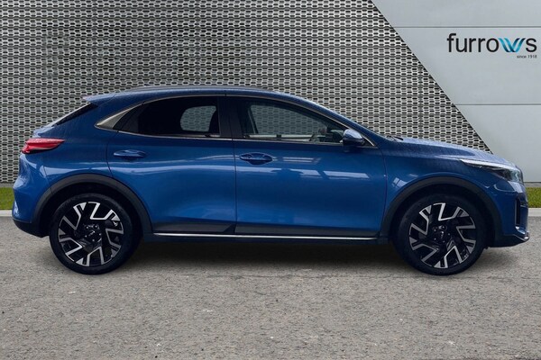 Used Kia XCeed 2023 for sale - 76130449: Photo 4