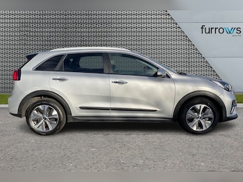 Used Kia Niro 2021 for sale - 76960056: Photo