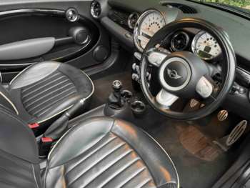 Used MINI Convertible 2010 for sale - 74525909: Photo