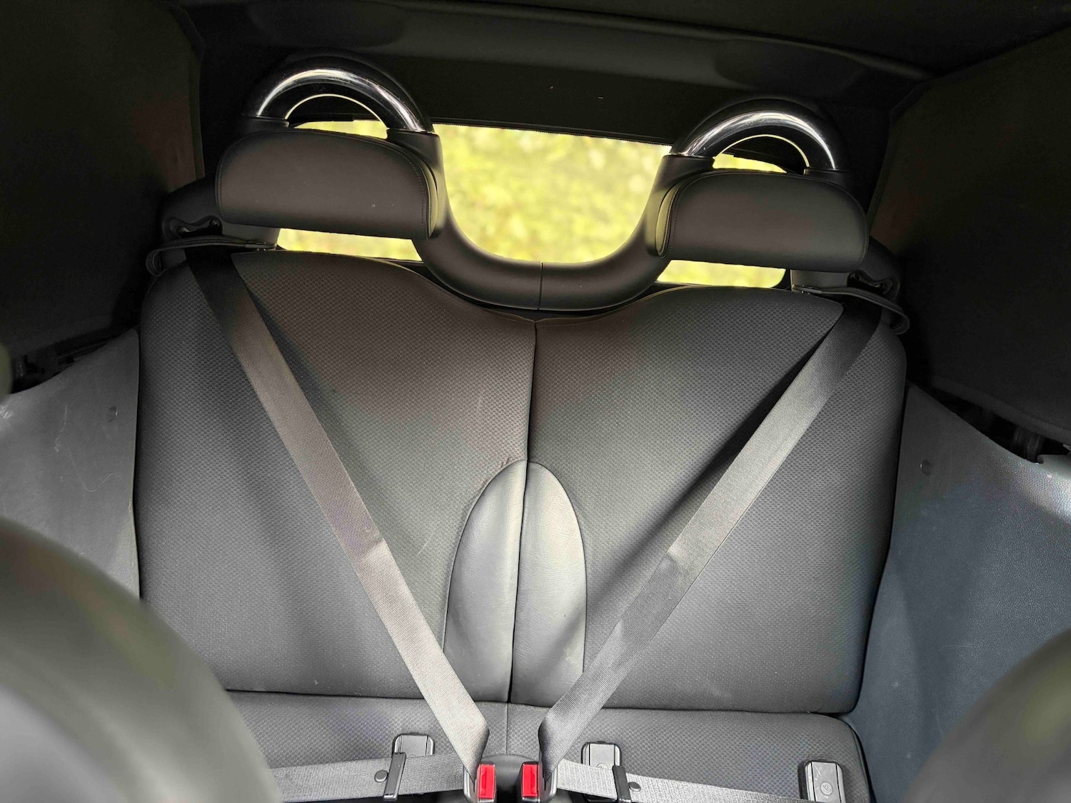 Used MINI Convertible 2005 for sale - 76707410: Photo 5