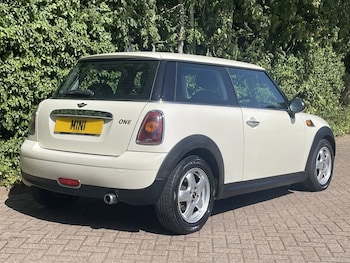 Used MINI Hatch 2009 for sale - 78390115: Photo