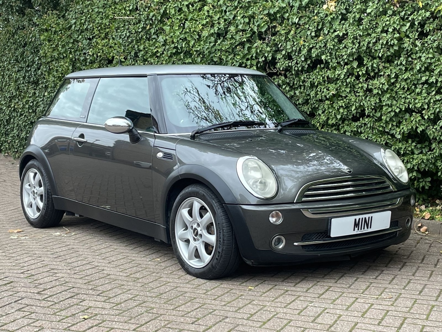 Used MINI Hatch 2006 for sale - 76405485: Photo 2