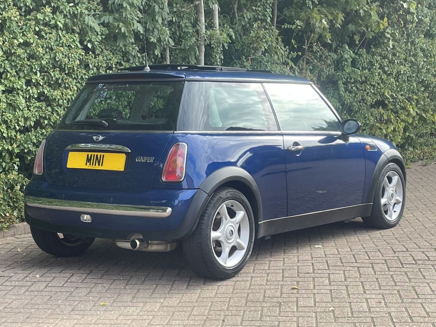 Used MINI Hatch 2003 for sale - 77085204: Photo 4