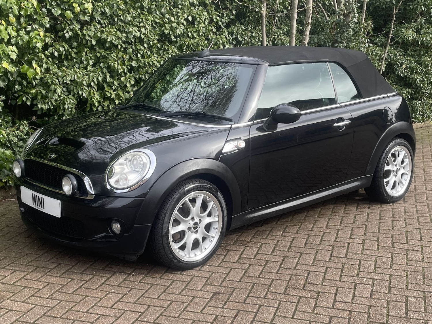 Used MINI Convertible 2009 for sale - 76156396: Photo 7