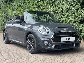 Used MINI Convertible 2019 for sale - 75555485: Photo