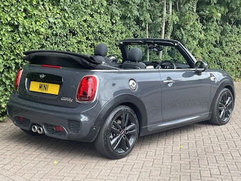 Used MINI Convertible 2019 for sale - 75555485: Photo