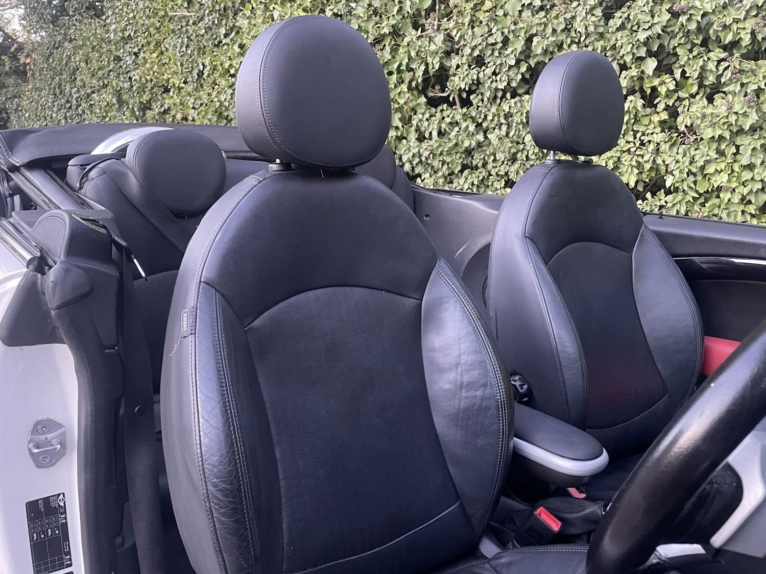 Used MINI Convertible 2010 for sale - 77197325: Photo 7