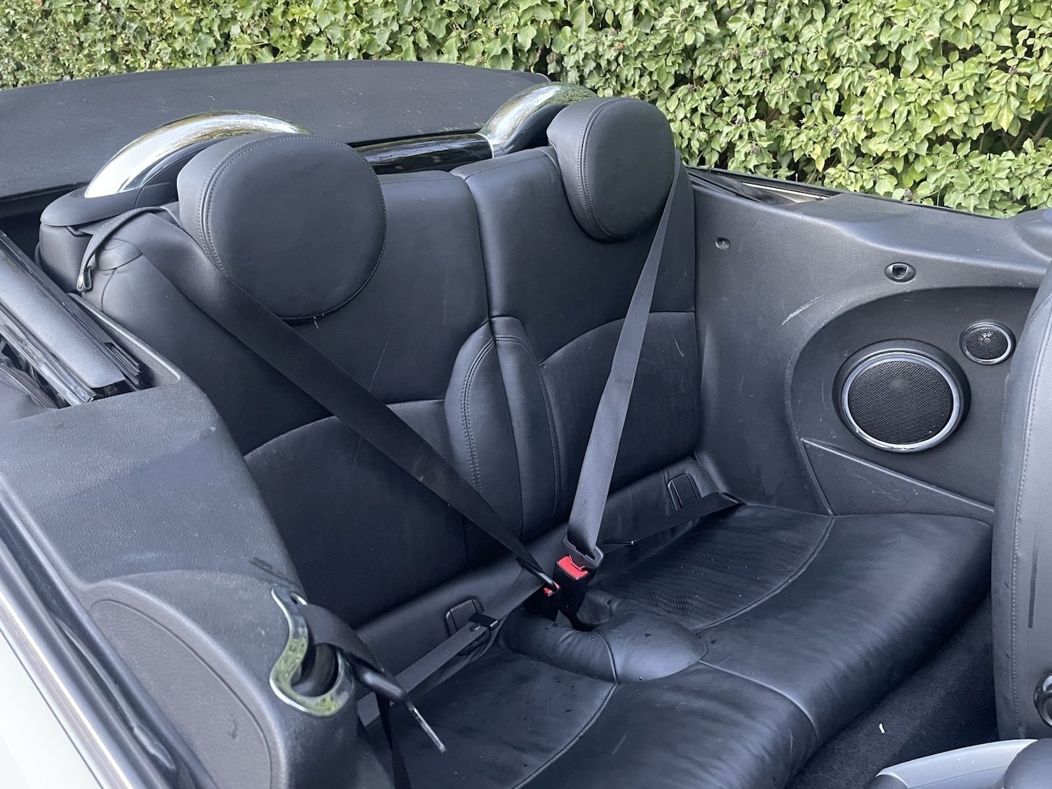 Used MINI Convertible 2010 for sale - 77197325: Photo 8