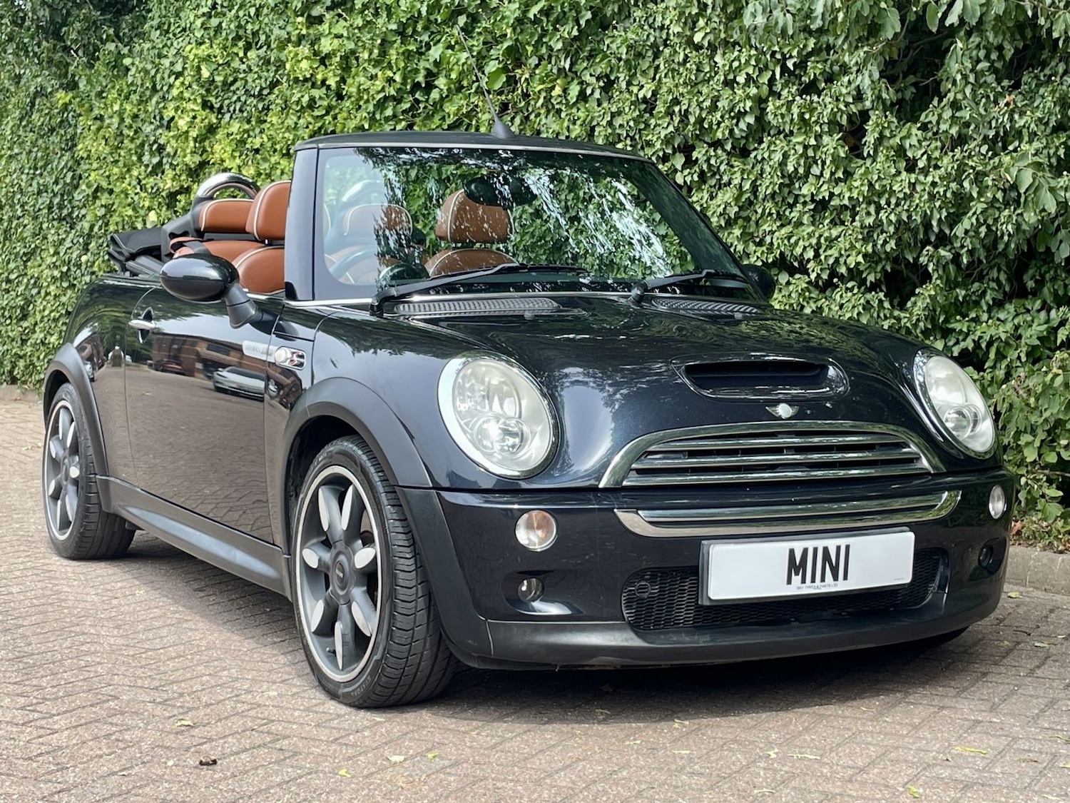 Used MINI Convertible 2007 for sale - 76640080: Photo 1