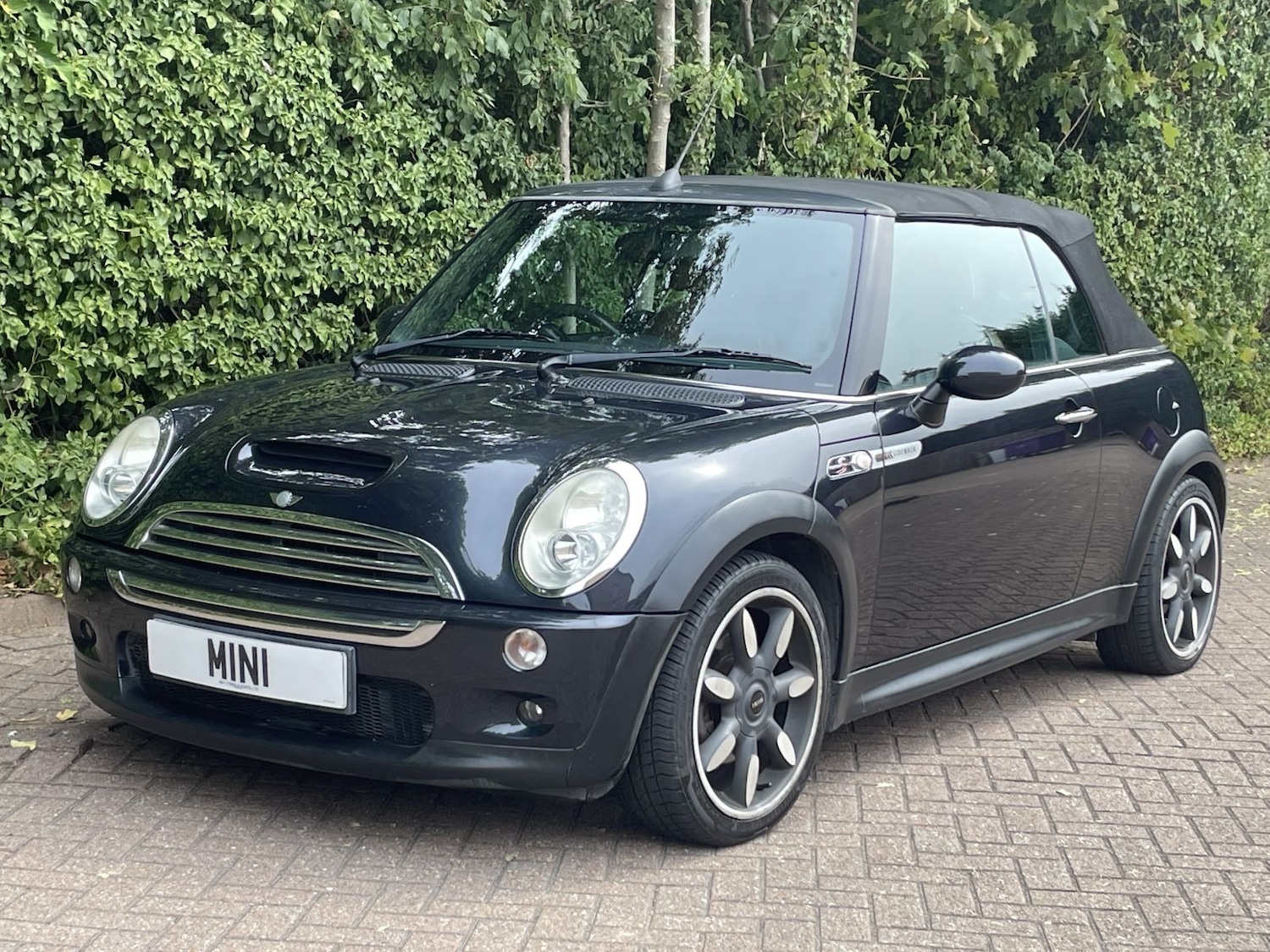 Used MINI Convertible 2007 for sale - 76640080: Photo 15
