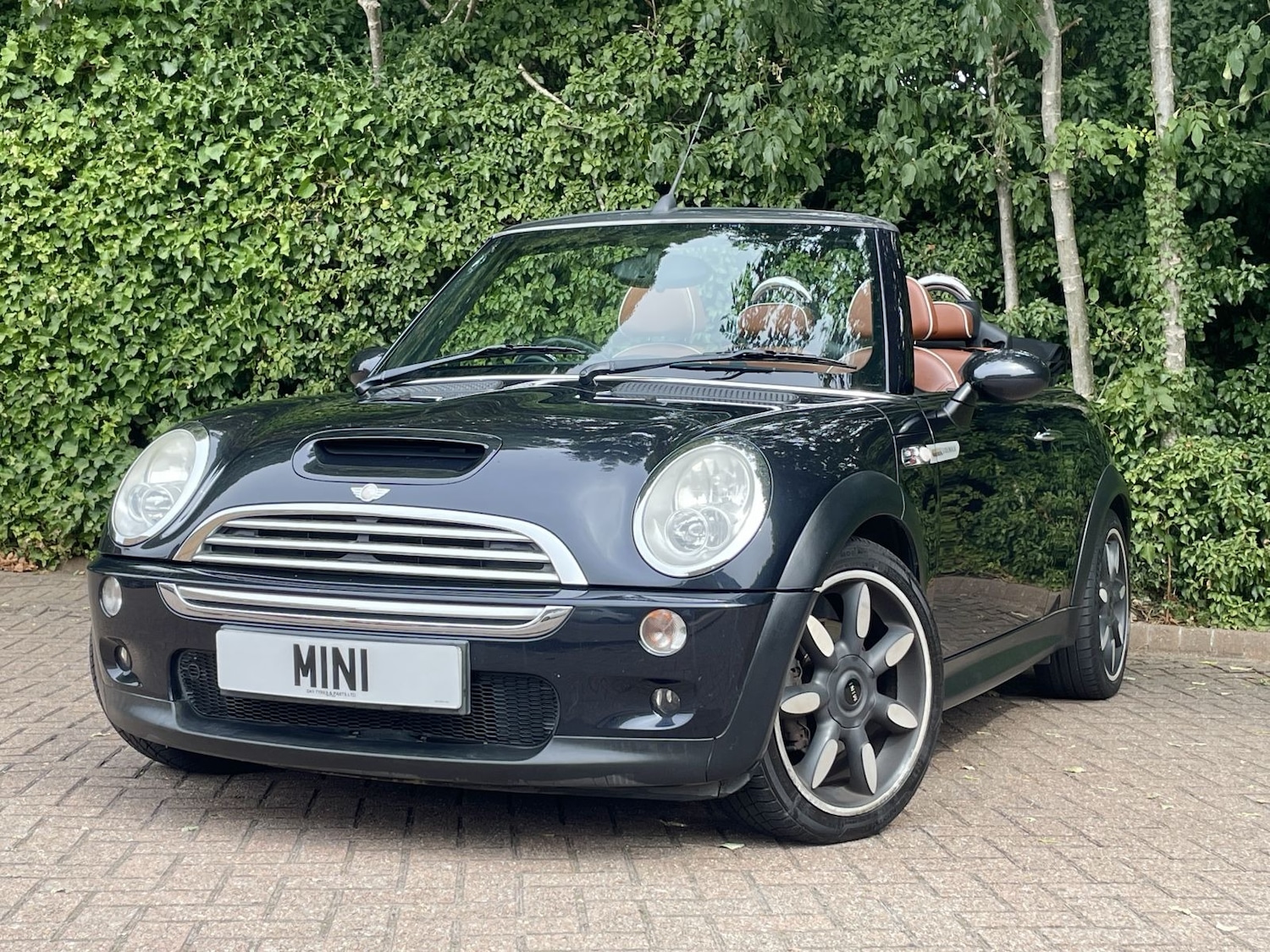 Used MINI Convertible 2007 for sale - 76640080: Photo 19