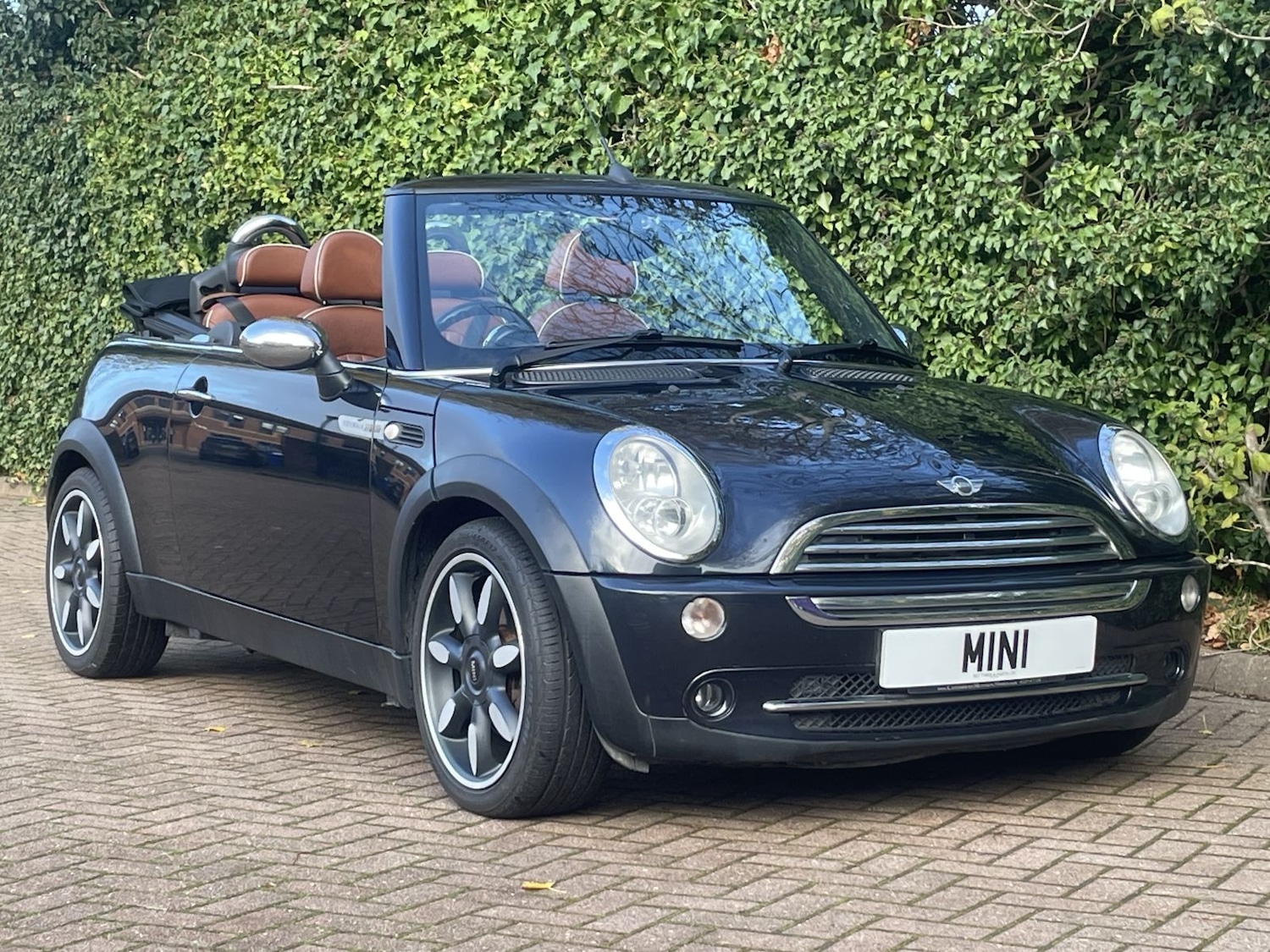 Used MINI Convertible 2008 for sale - 76735592: Photo 1