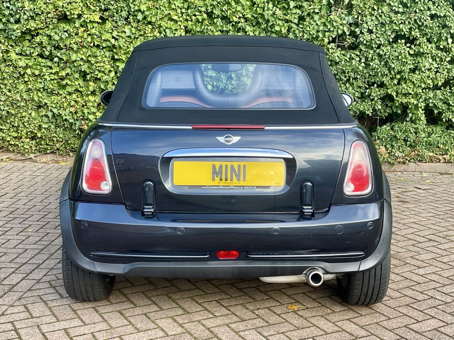 Used MINI Convertible 2008 for sale - 76735592: Photo 12