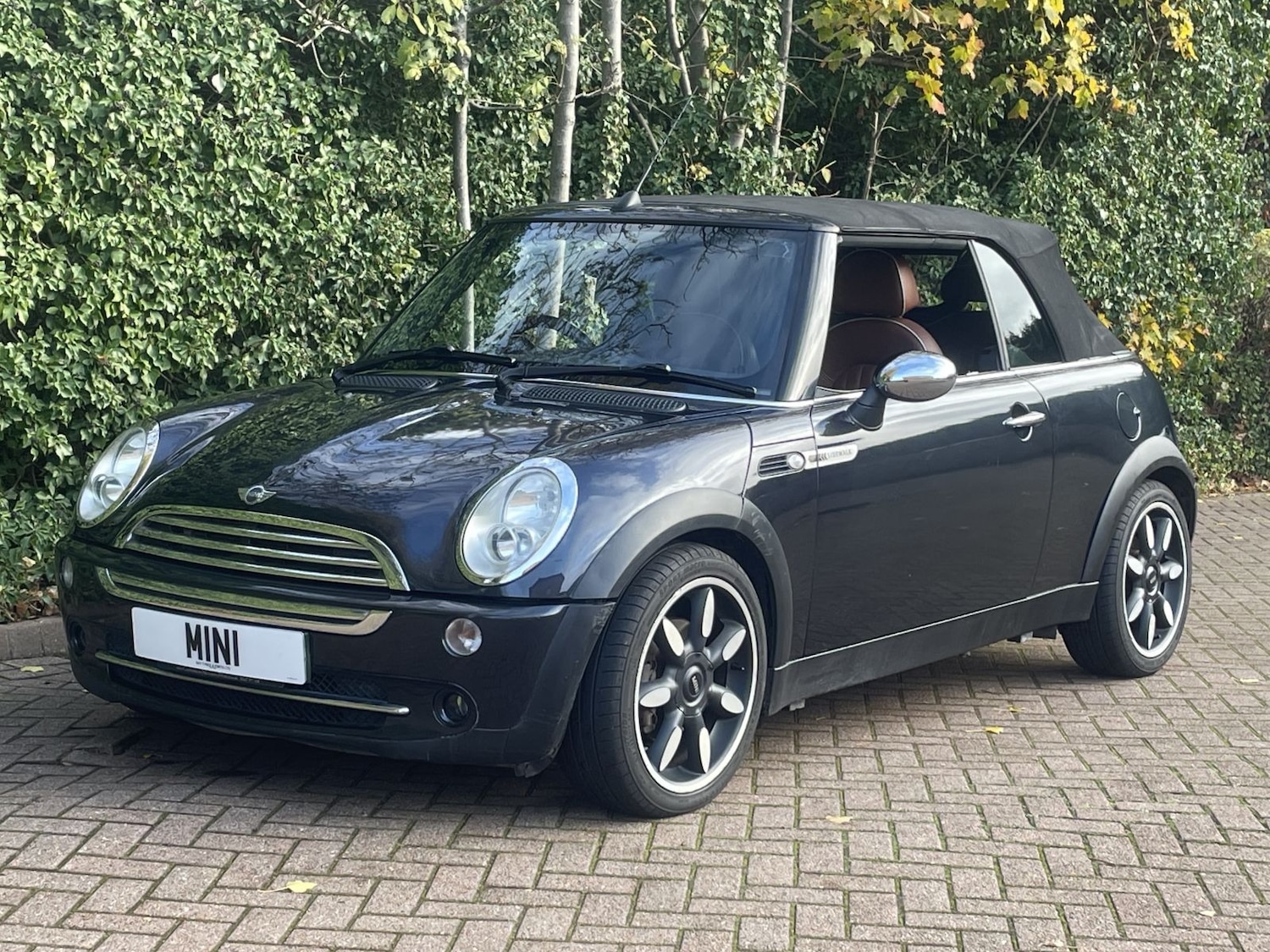 Used MINI Convertible 2008 for sale - 76735592: Photo 13
