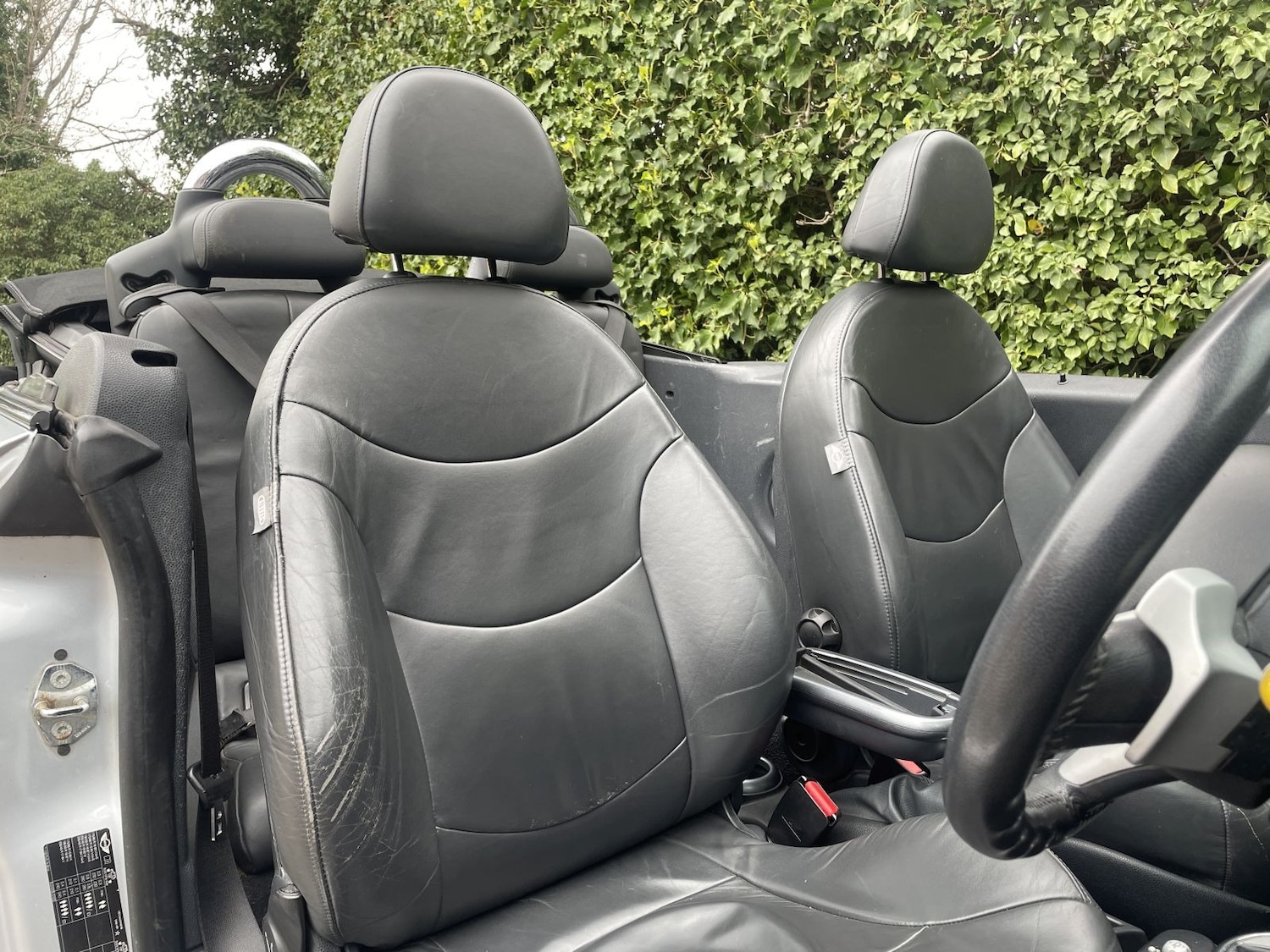 Used MINI Convertible 2005 for sale - 77845404: Photo 7