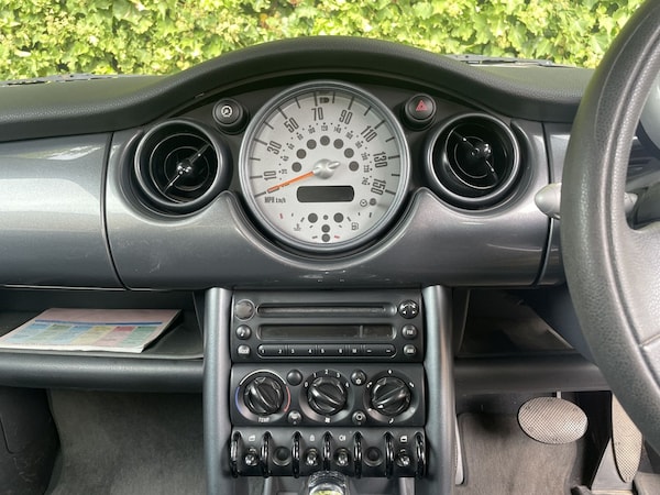 Used MINI Hatch 2006 for sale - 76220402: Photo 6