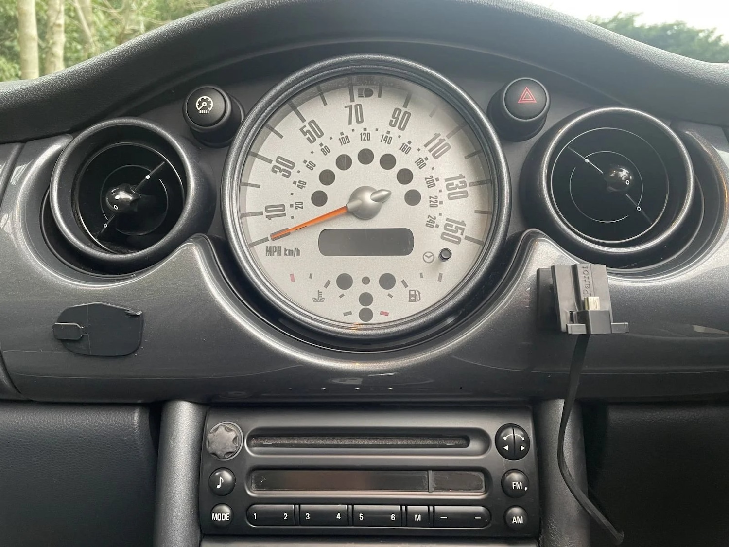 Used MINI Convertible 2006 for sale - 77663079: Photo 4