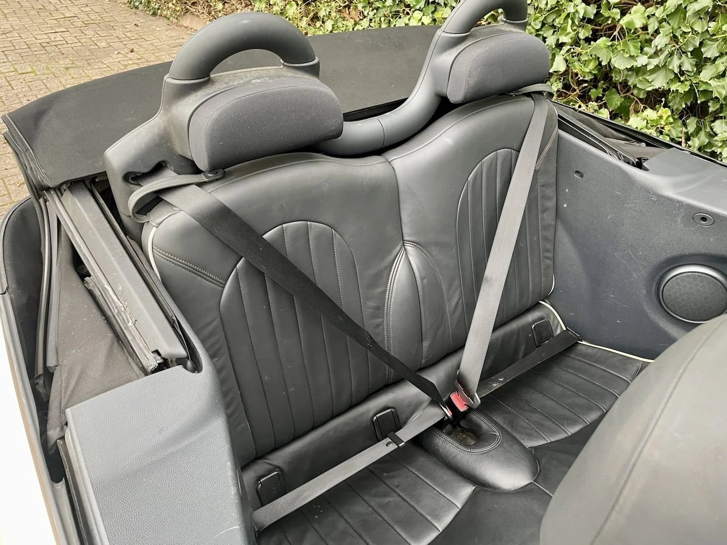 Used MINI Convertible 2006 for sale - 77663079: Photo 6