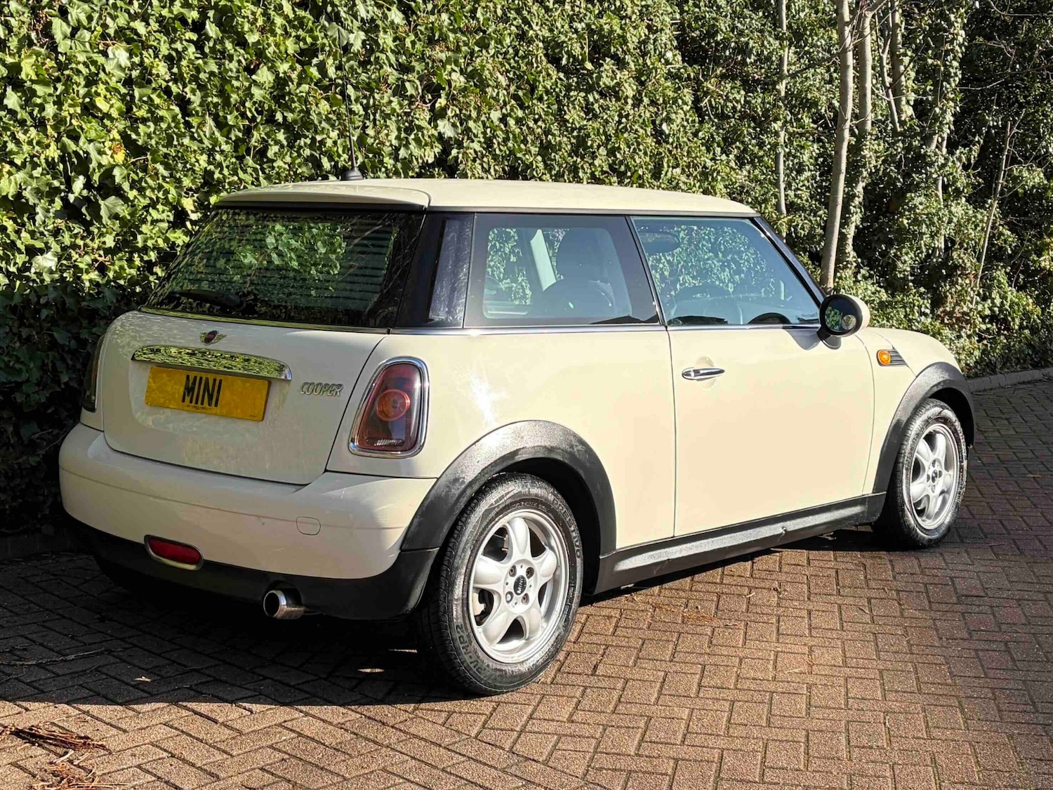Used MINI Hatch 2007 for sale - 77541367: Photo 2