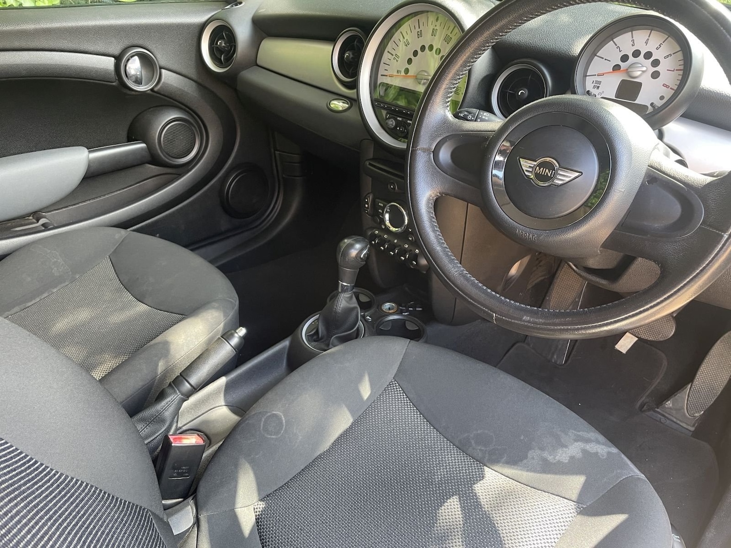 Used MINI Hatch 2010 for sale - 77404835: Photo 5