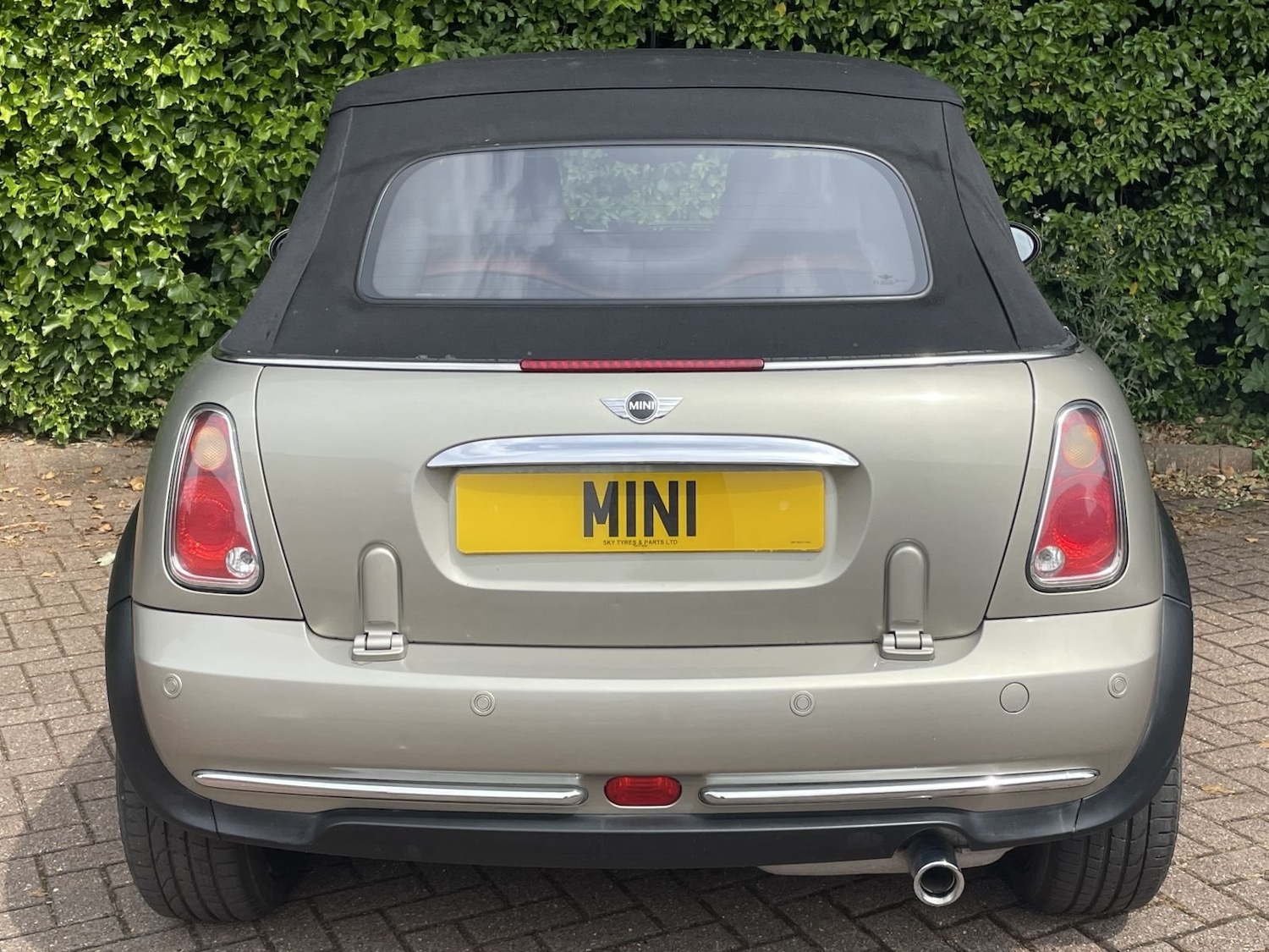 Used MINI Convertible 2007 for sale - 77541503: Photo 12