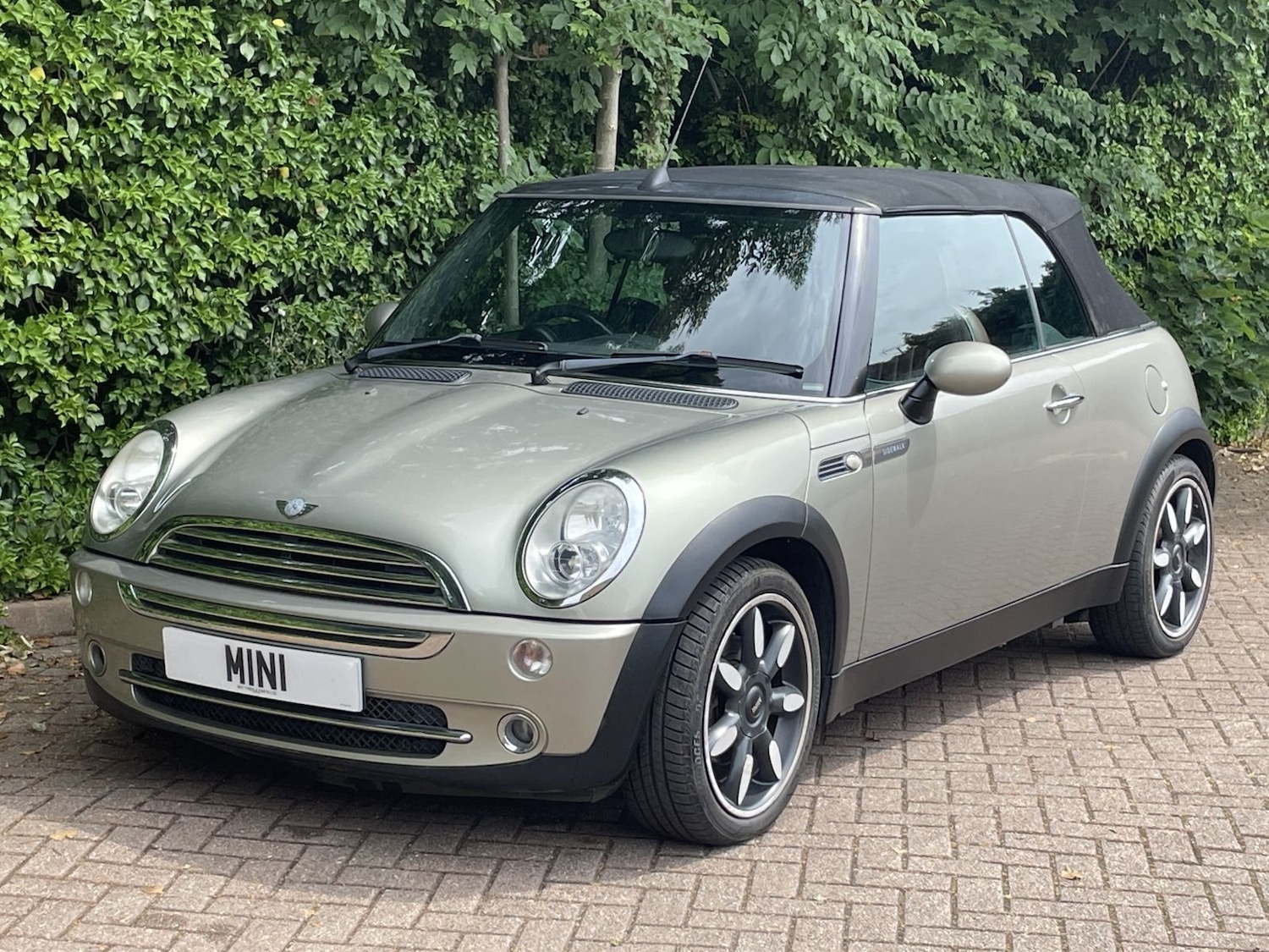 Used MINI Convertible 2007 for sale - 77541503: Photo 14